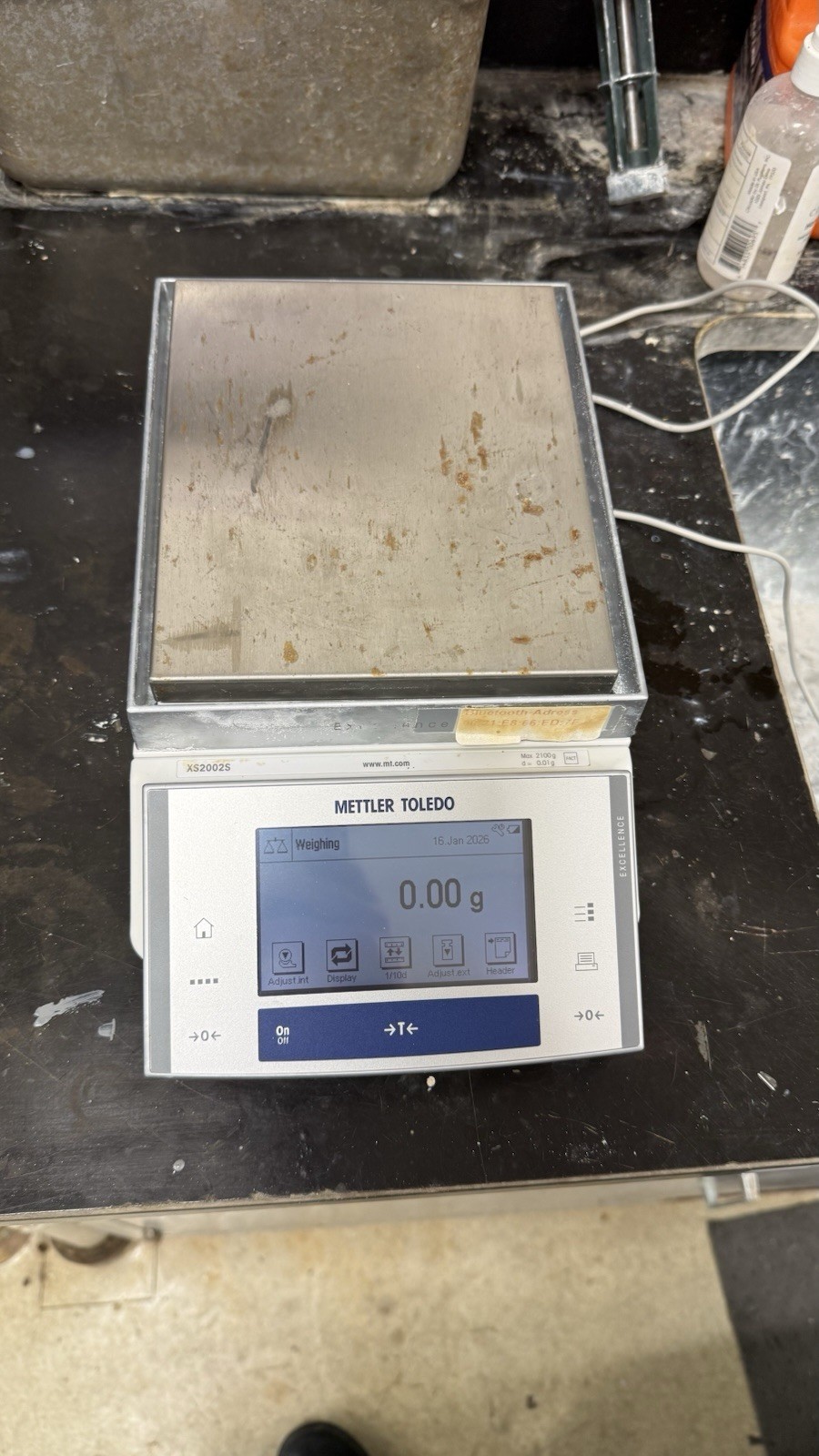 Mettler Toledo  XS2002S Excellence Precision Digital Balance Scale 2100g d=0.01g