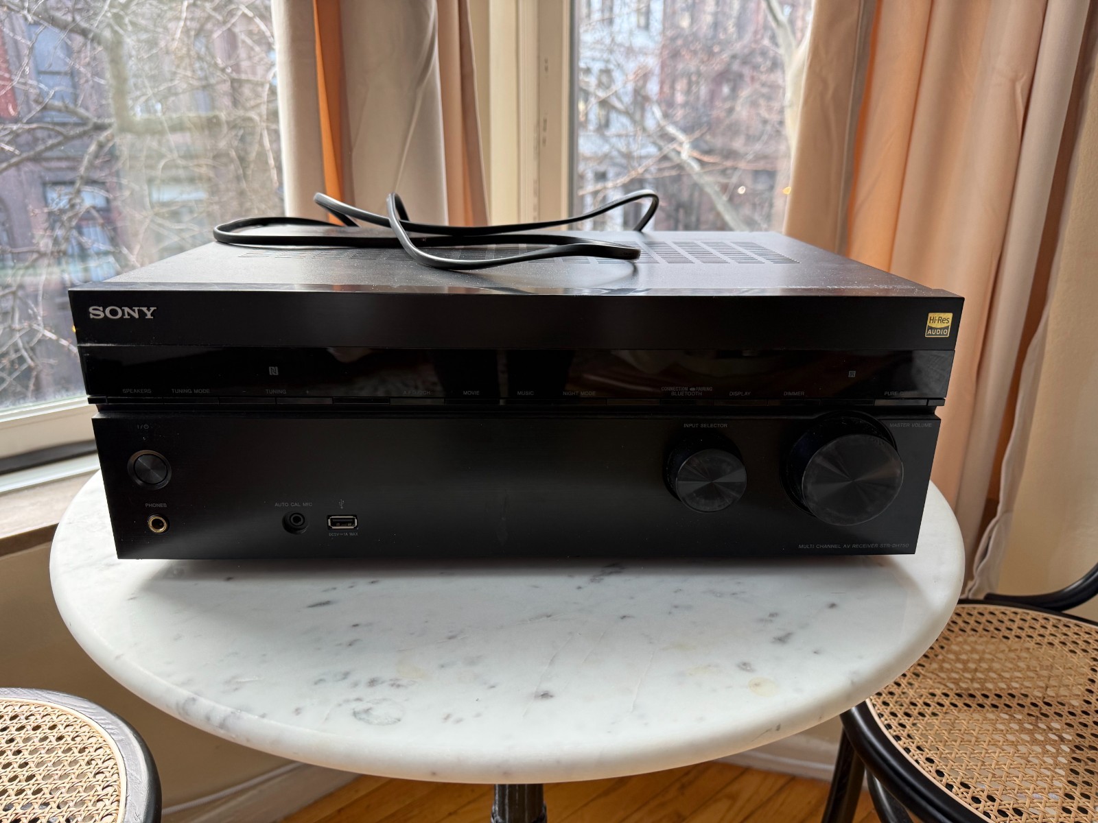 Sony STRDH750 7.2 Channel Full 4k HD A/V Receiver - Black Bundle With Remote