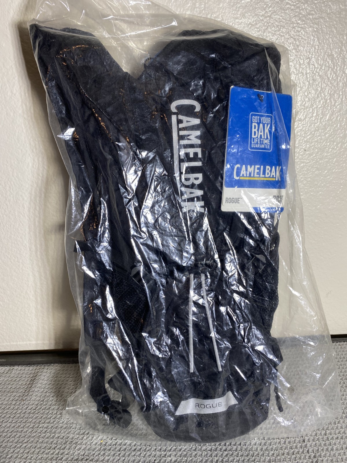 Black CamelBak Rogue Hydration Pack, 2L (70oz) New