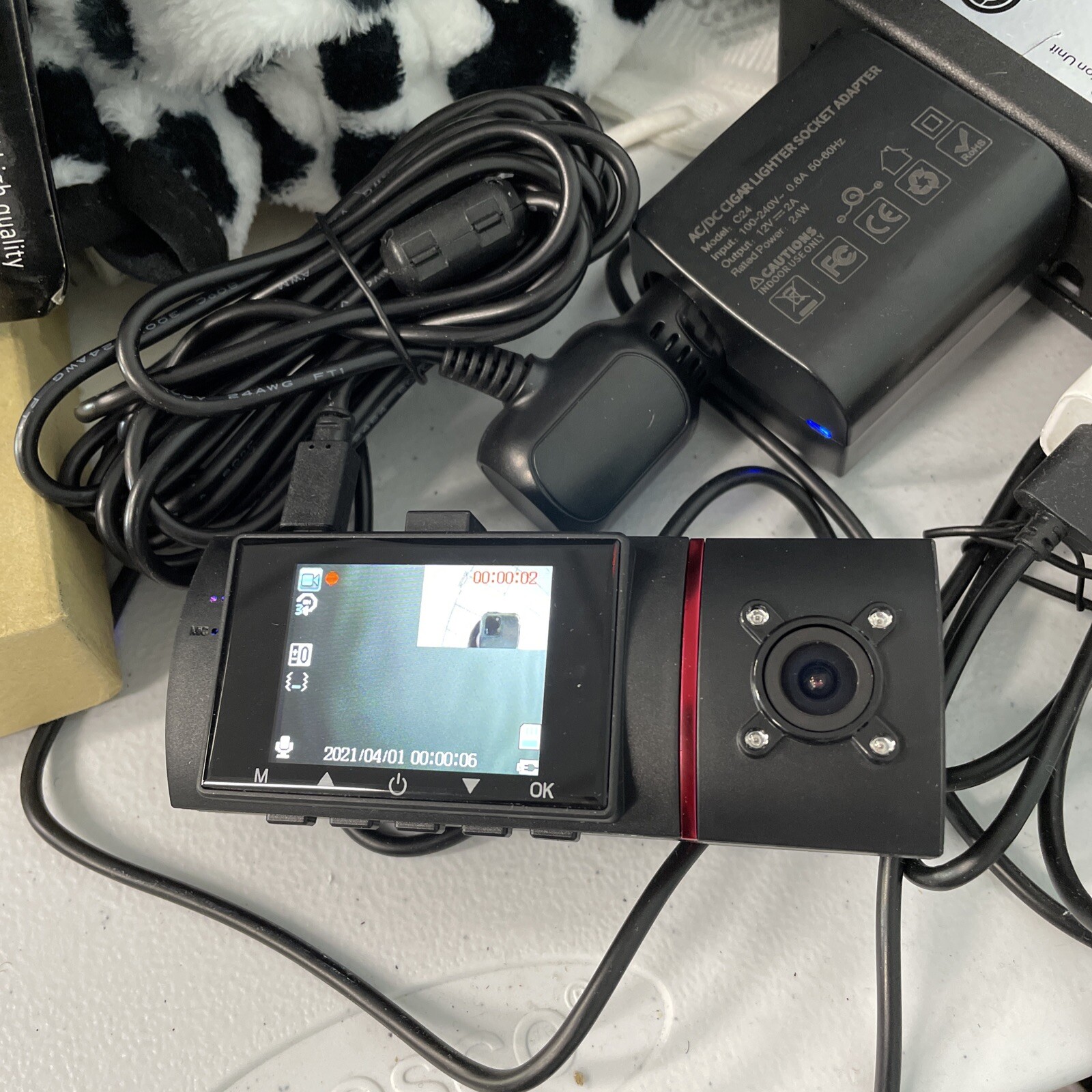 Topvelo Front/Interior Back Dash Cam Video Recorder Open Box item