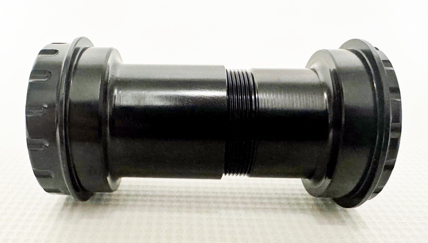 Wheels Mfg BB30A Frame to Hollowtech II Spindle Outboard Thread Together Btm BKT