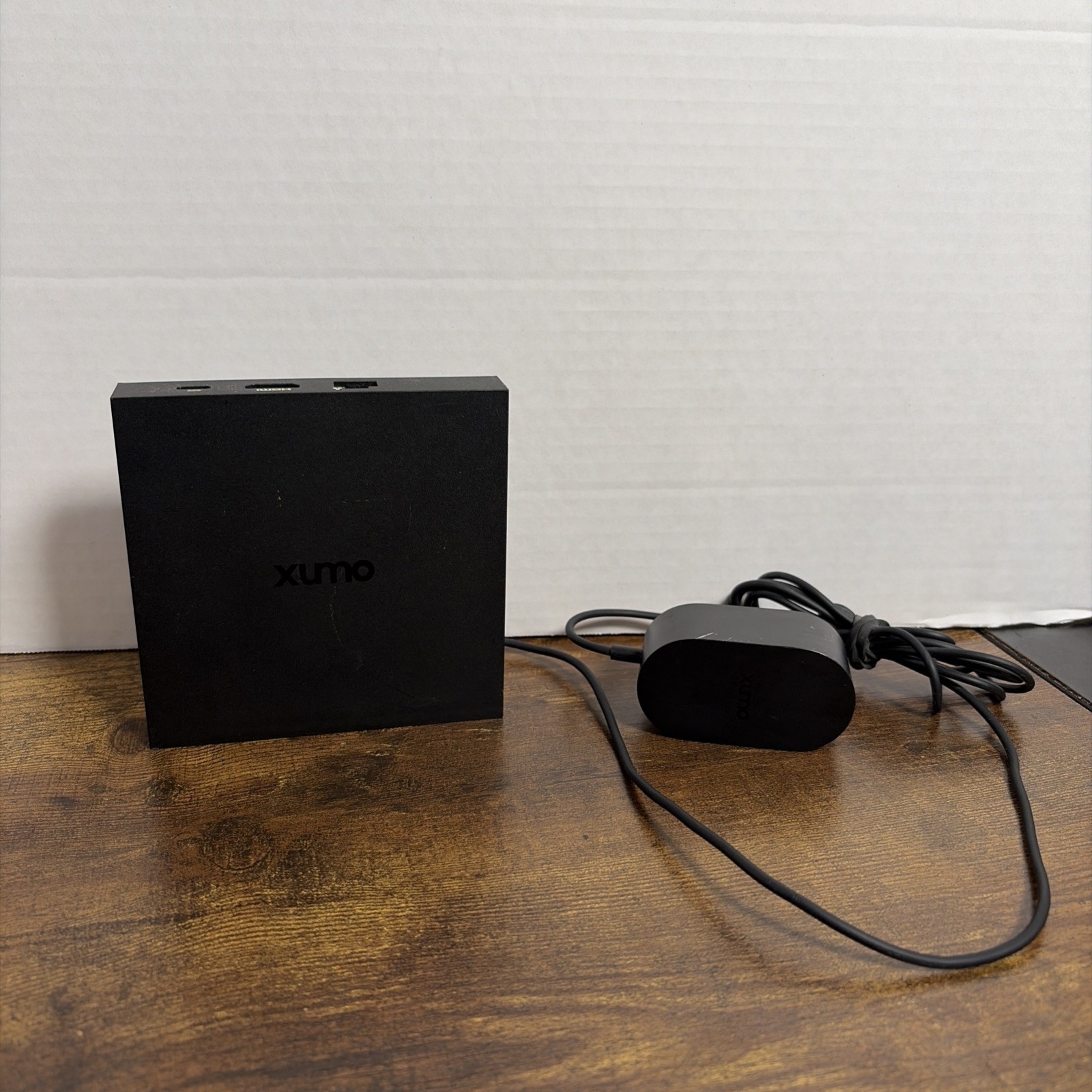 XUMO ES1 (A) 4K Streaming Box - No Remote  COESST11AEI