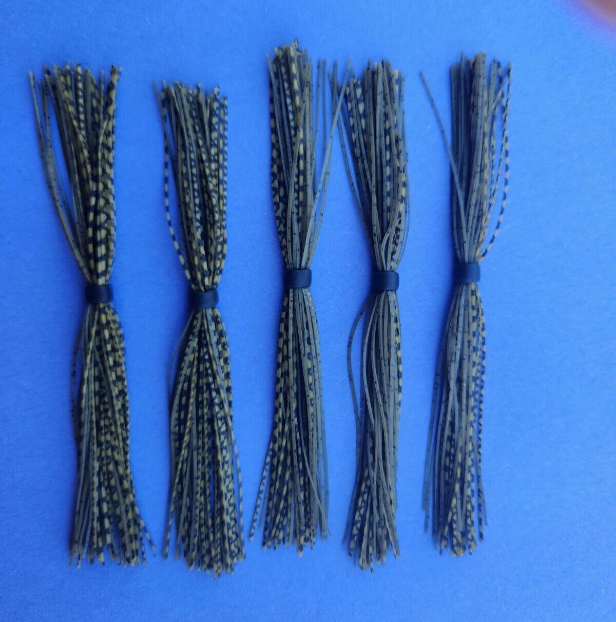 5 silicone Skirt- Mud Bug 262/72 Lure Spinnerbait Buzz jig Bass Tackle