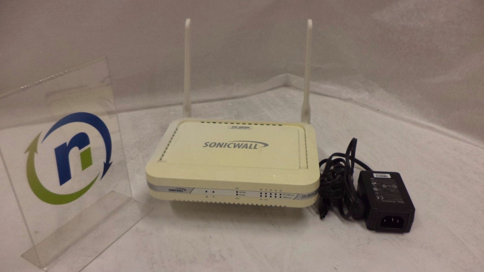 SonicWALL TZ 205 Wireless TZ 205W Security Appliance 01-SSC-6947 - See Notes
