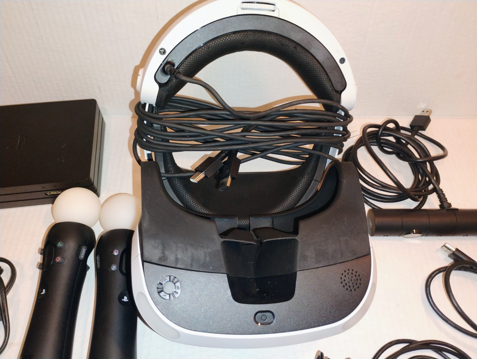 Sony PlayStation VR PS4 Headset Controller Camera Bundle Tested And Working