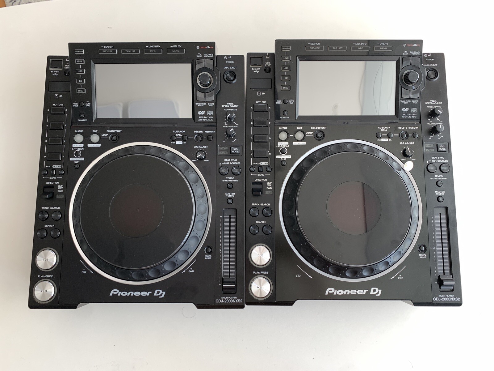 PAIR Of Pioneer CDJ-2000NXS2 Pro CDJ Rekordbox DJ Turntables L@@@K!!!