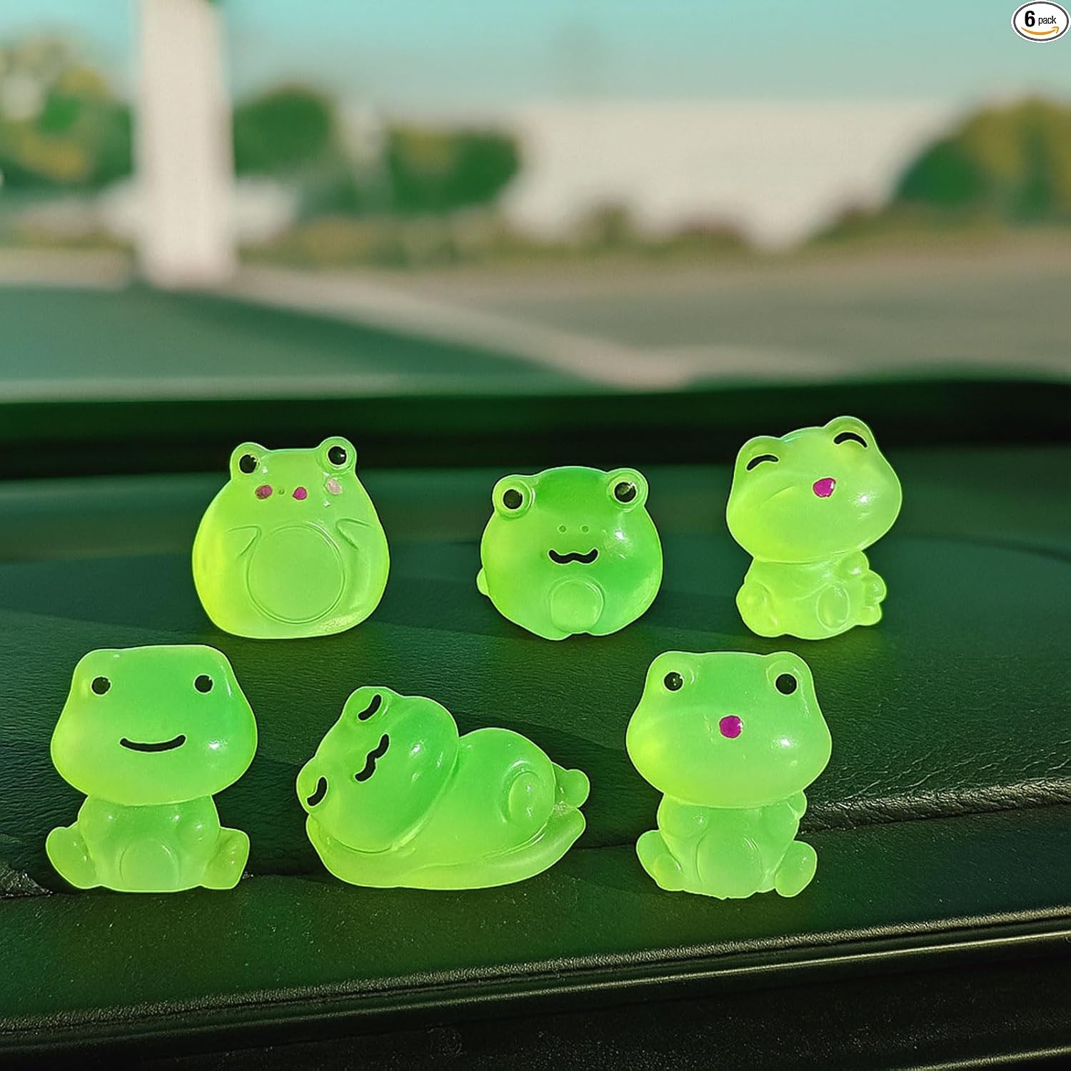 6PCS Luminous Frogs Car Dashboard Decorations, Mini Resin Automotiv Size: Frog