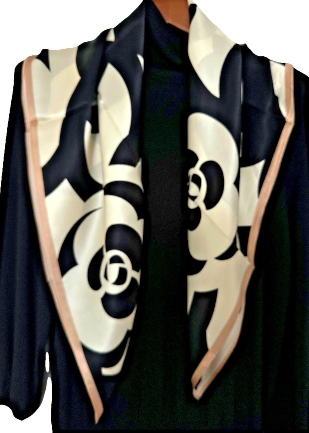 35"x35"B/W Camellia Print Pure Mulberry Satin Silk 14momme Scarf 88x88cm6-7