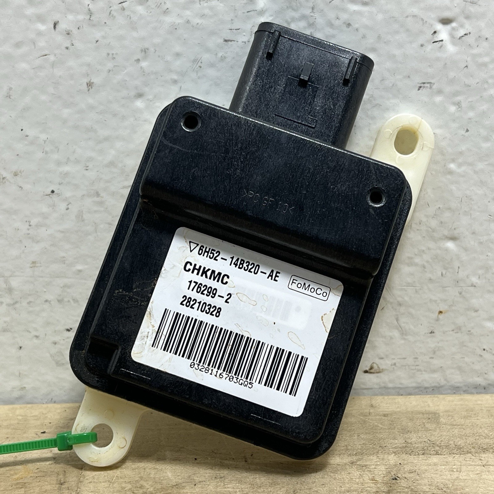 2010-2013 Land Rover Right Front Passenger Seat Occupancy Weight