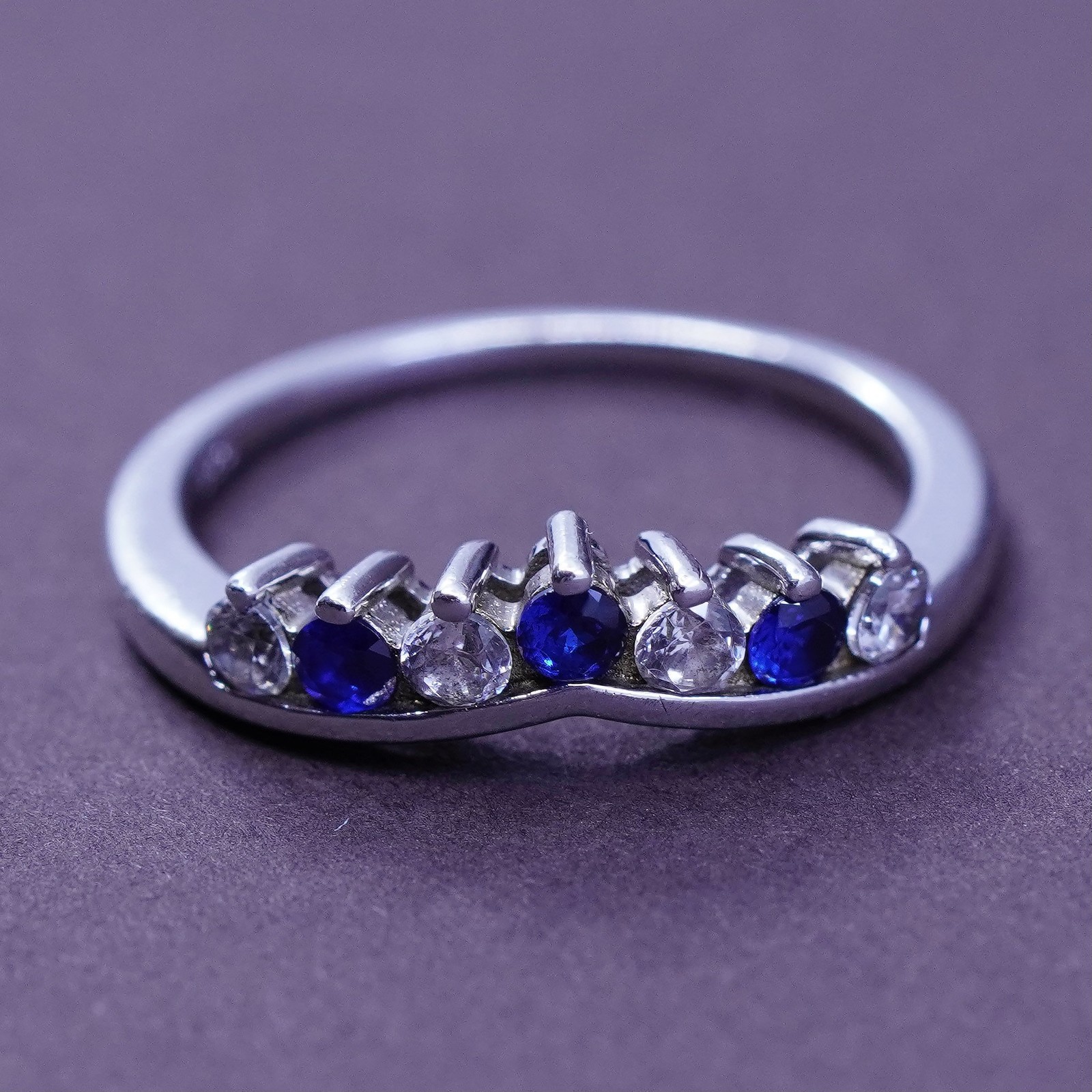 Size 6, vintage Sterling 925 silver handmade ribbed ring with blue topaz and Cz