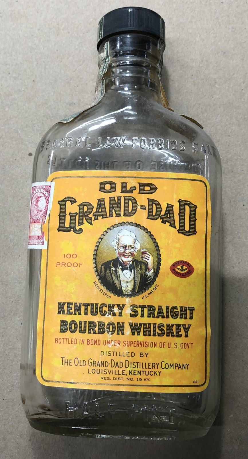Old Grand Dad Half Pint Whiskey Bottle 1944 Illinois vintage