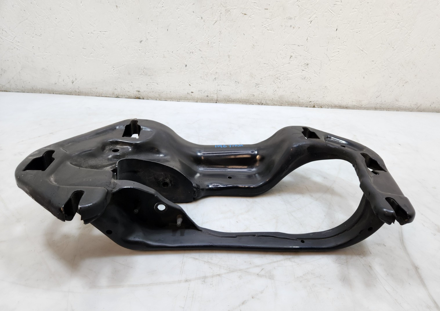 ✅ 14-18 OEM BMW F15 F16 F85 F86 X5 X6 Transmission Crossmember Gearbox Support