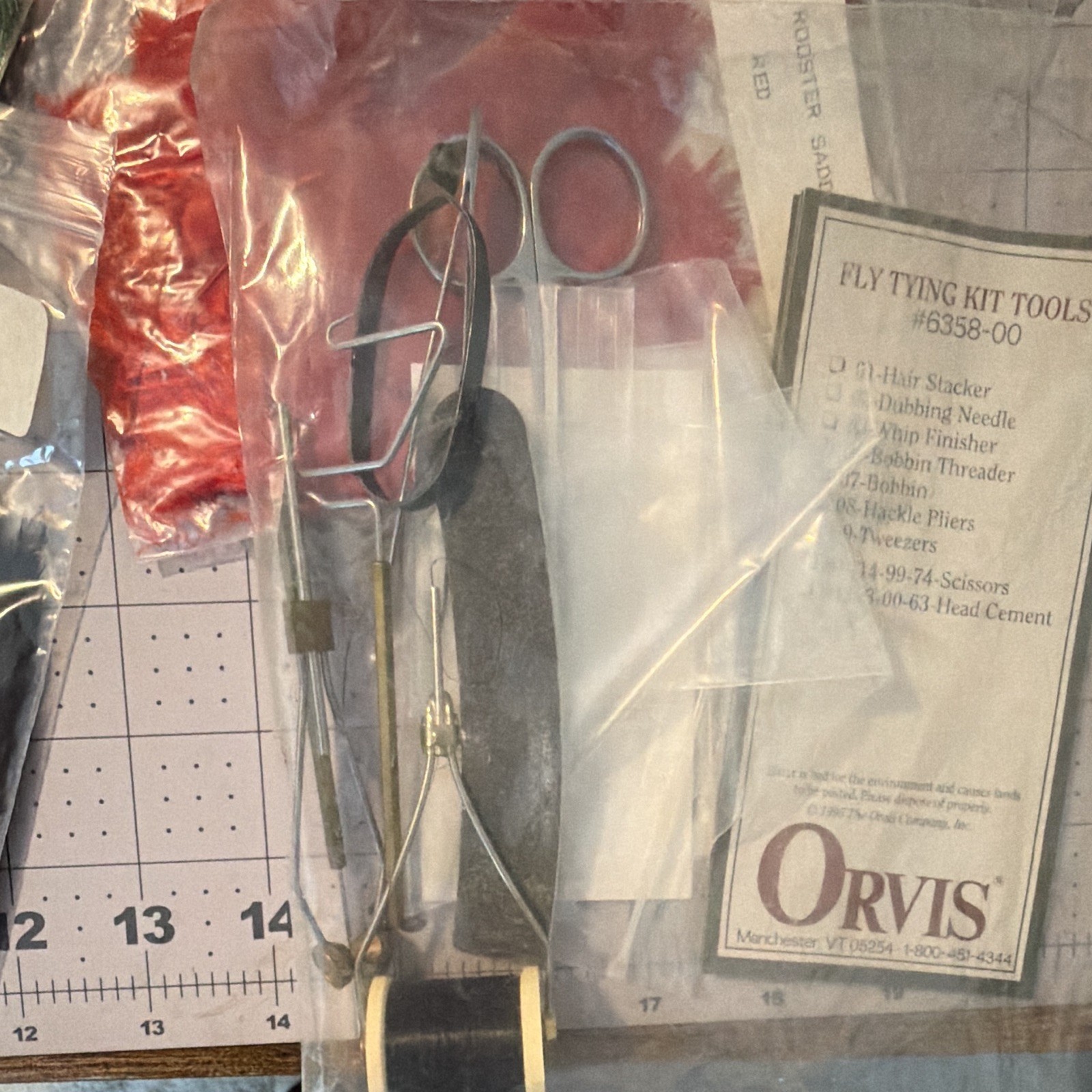 Orvis Fly Tying Kit 7708 00 61 Trout Freshwater w/ Tools & Extra Materials