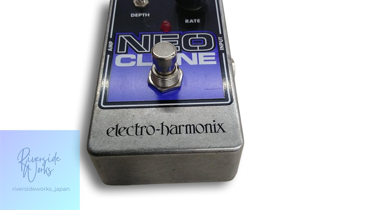 ELECTRO-HARMONIX Neo Clone Chorus Effects Pedal