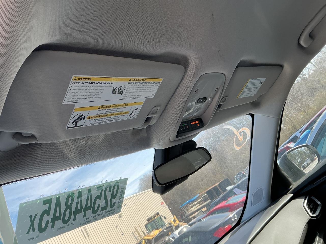 TRAILBLAZ 2022 Glove Box 4922686