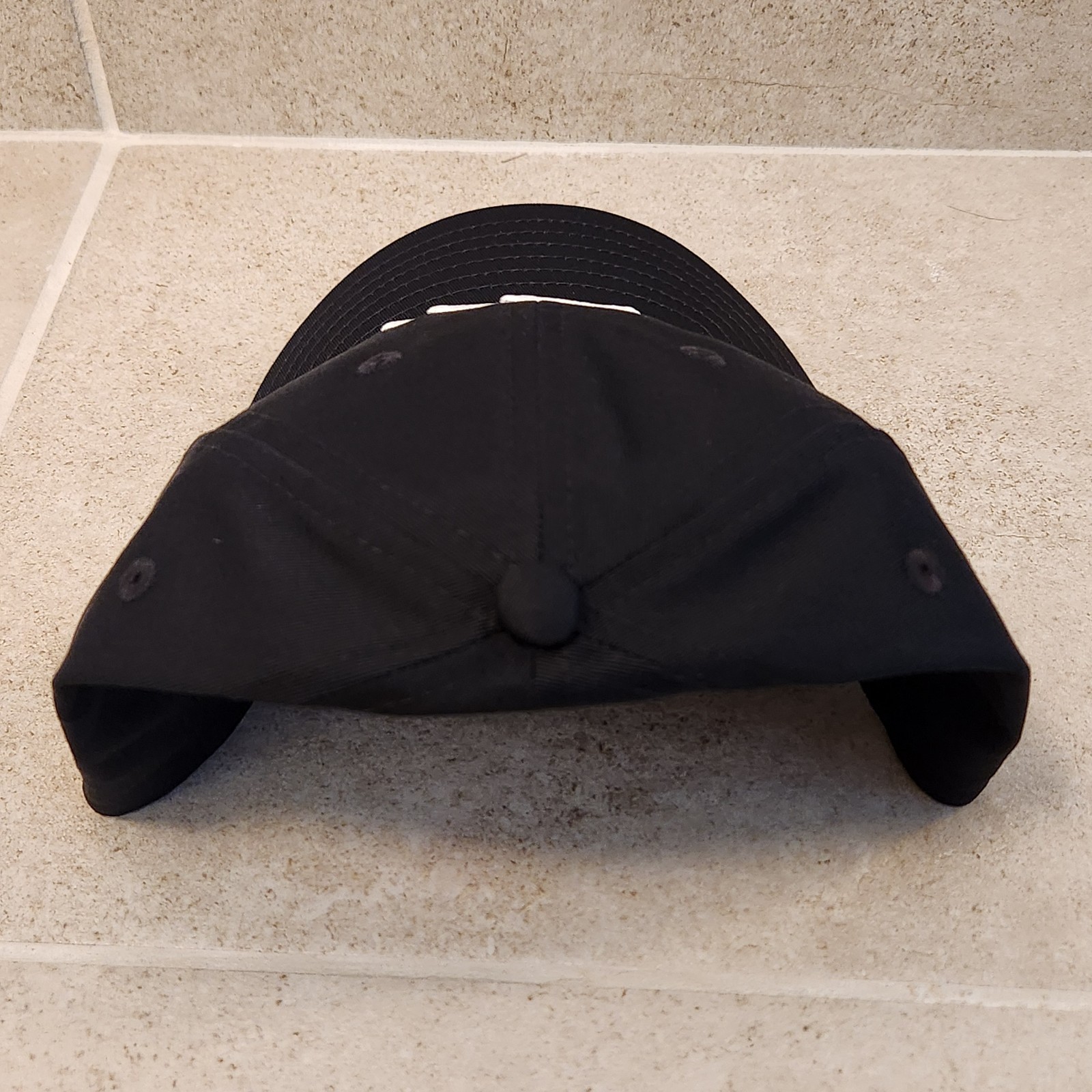Under Armour UA Steph Curry Adjustable Hat Cap Stephen Curry Black White Logo