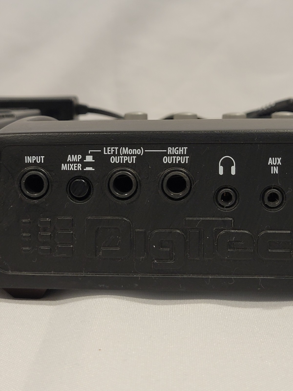 DigiTech Multi Effects Processor RP355 Guitar Effect Pedal With Power Adapter