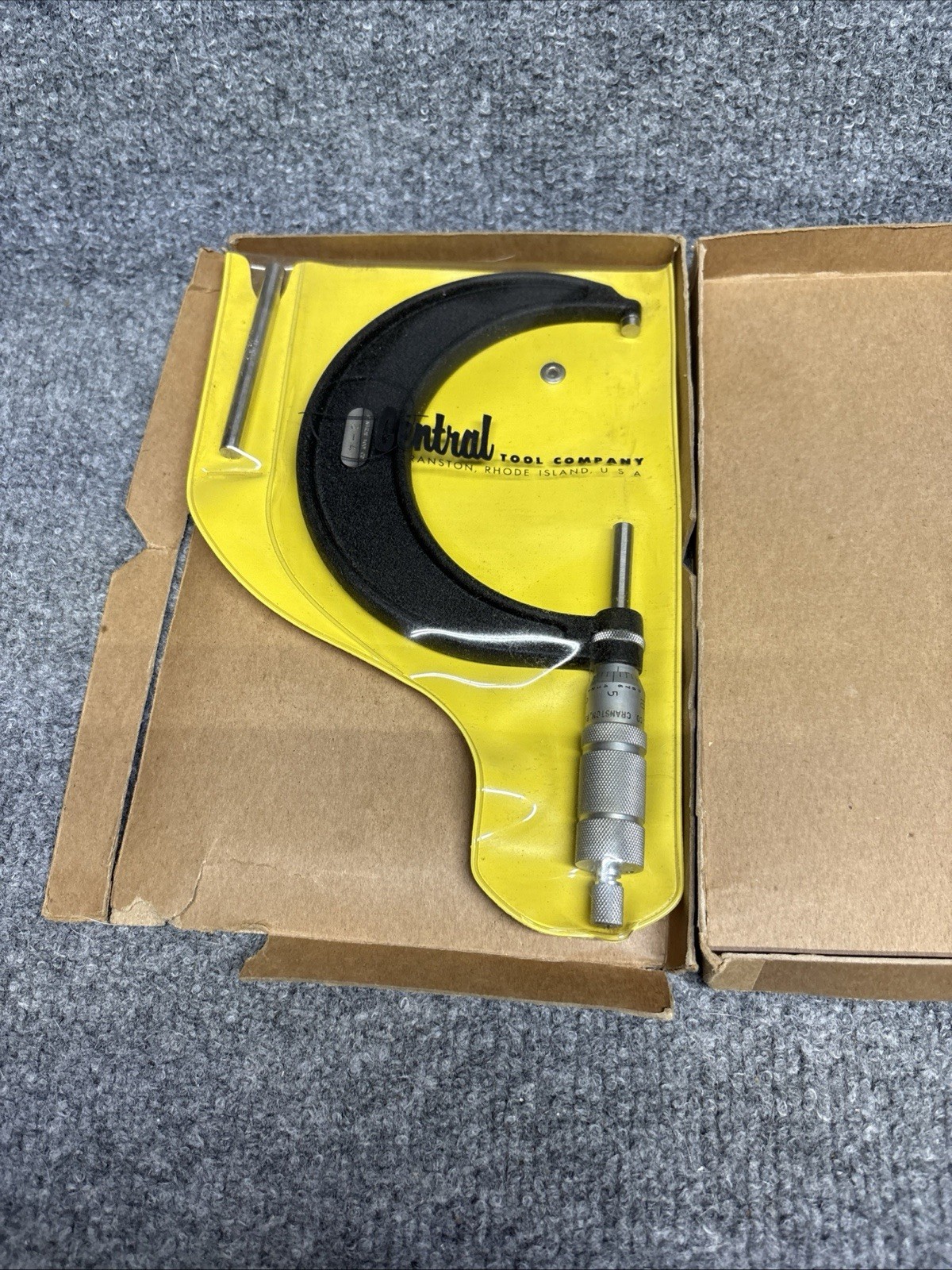 CENTRAL TOOL Micrometer 3-4 IN MEASURING TOOL