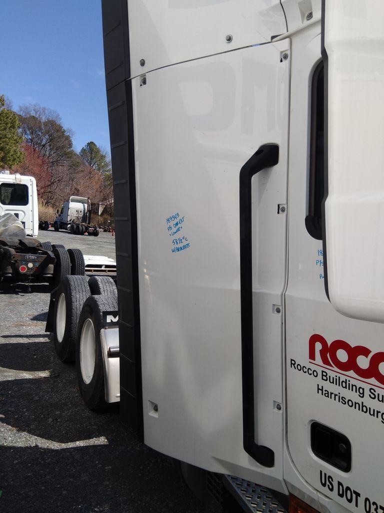 Replaces 82745384 2022 MACK ANTHEM CAB EXTENSION , MD
