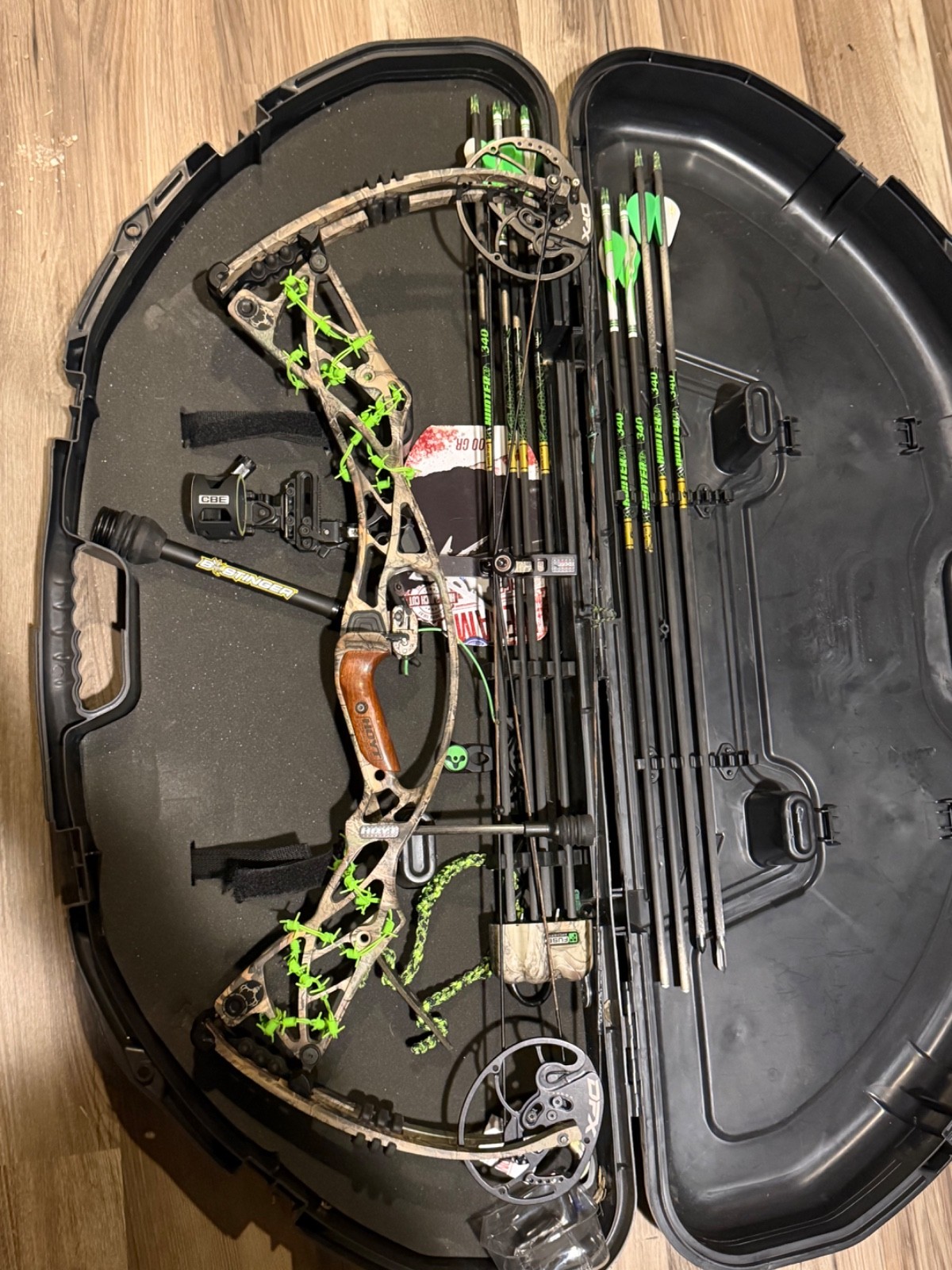 Hoyt Defiant 30 compound bow