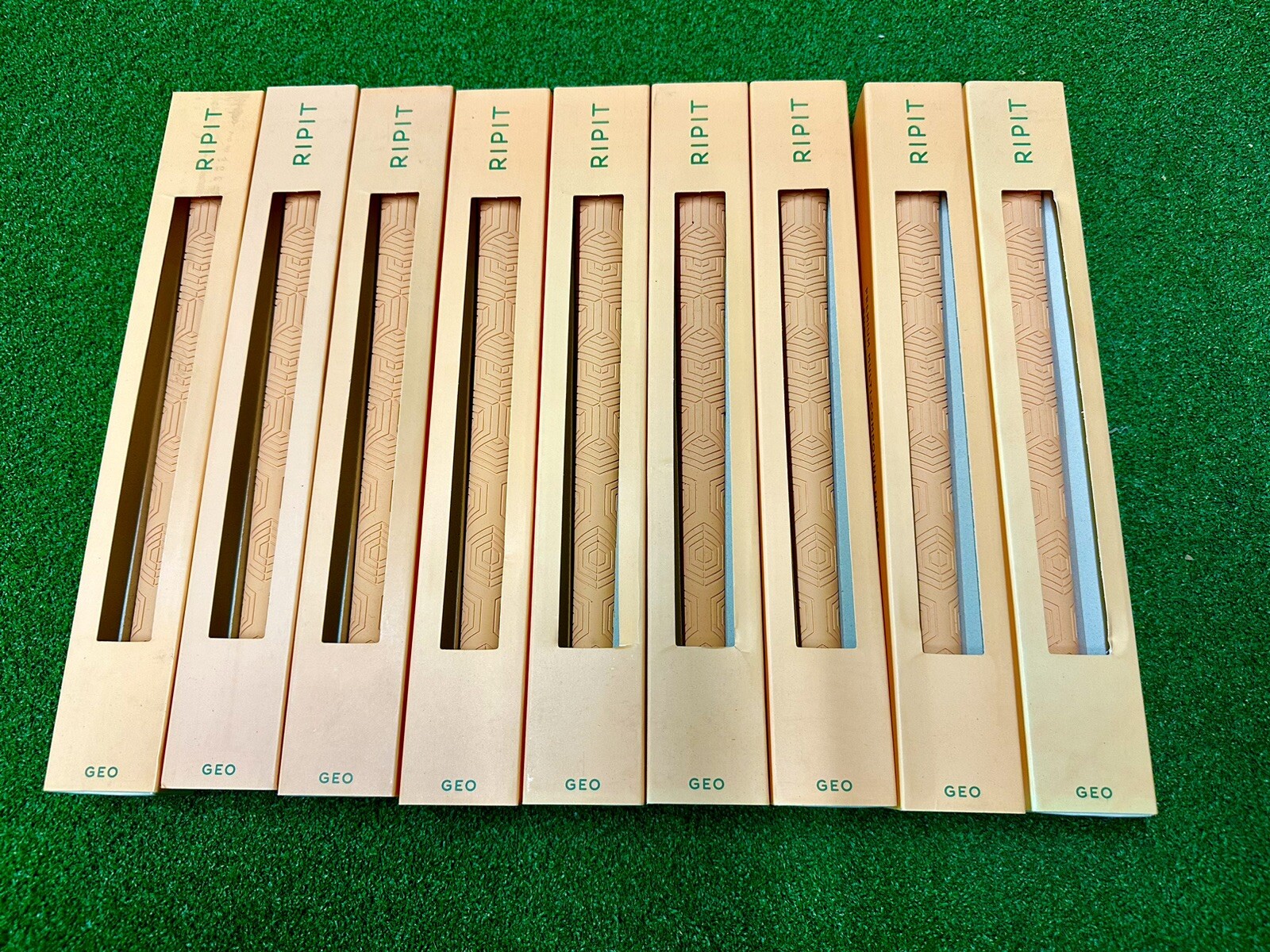 9 x Ripit Geo Rubber Golf Grip Peach