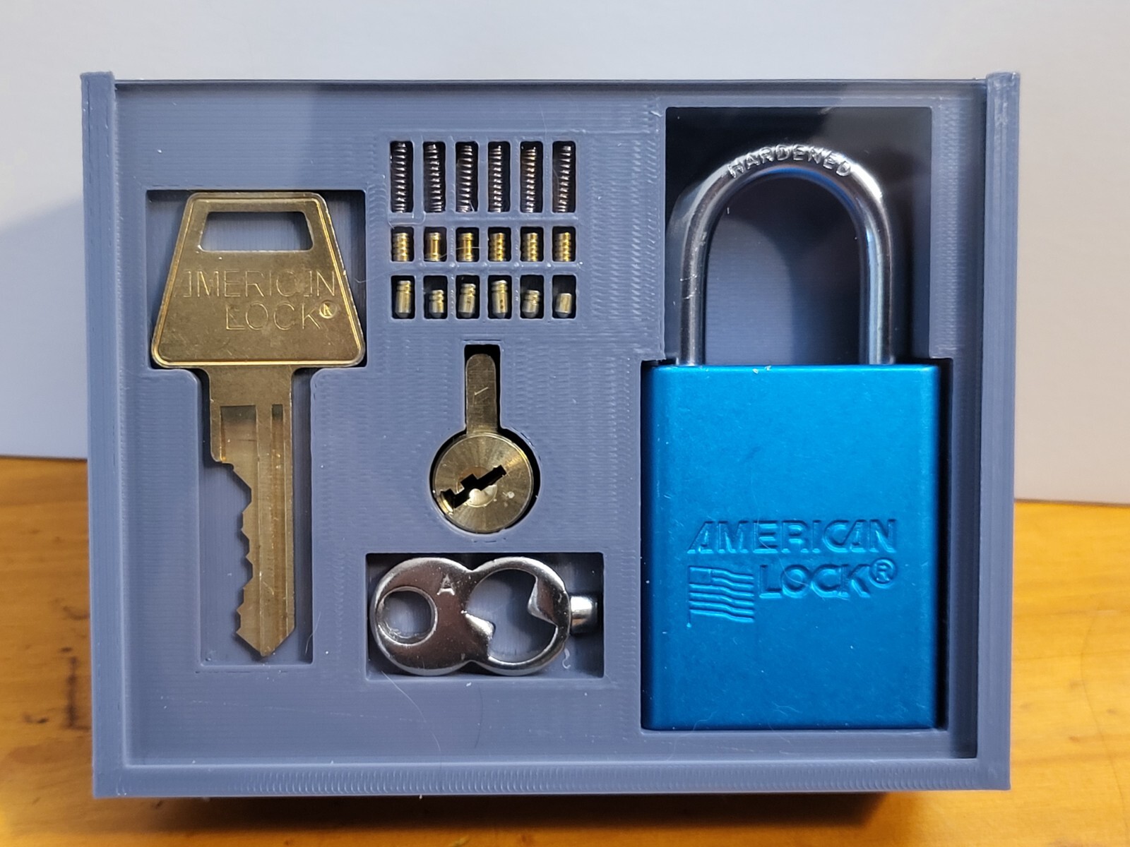 American Lock 1100 Exploded View Shelf Desk Display Mount Pick Stand Locksport