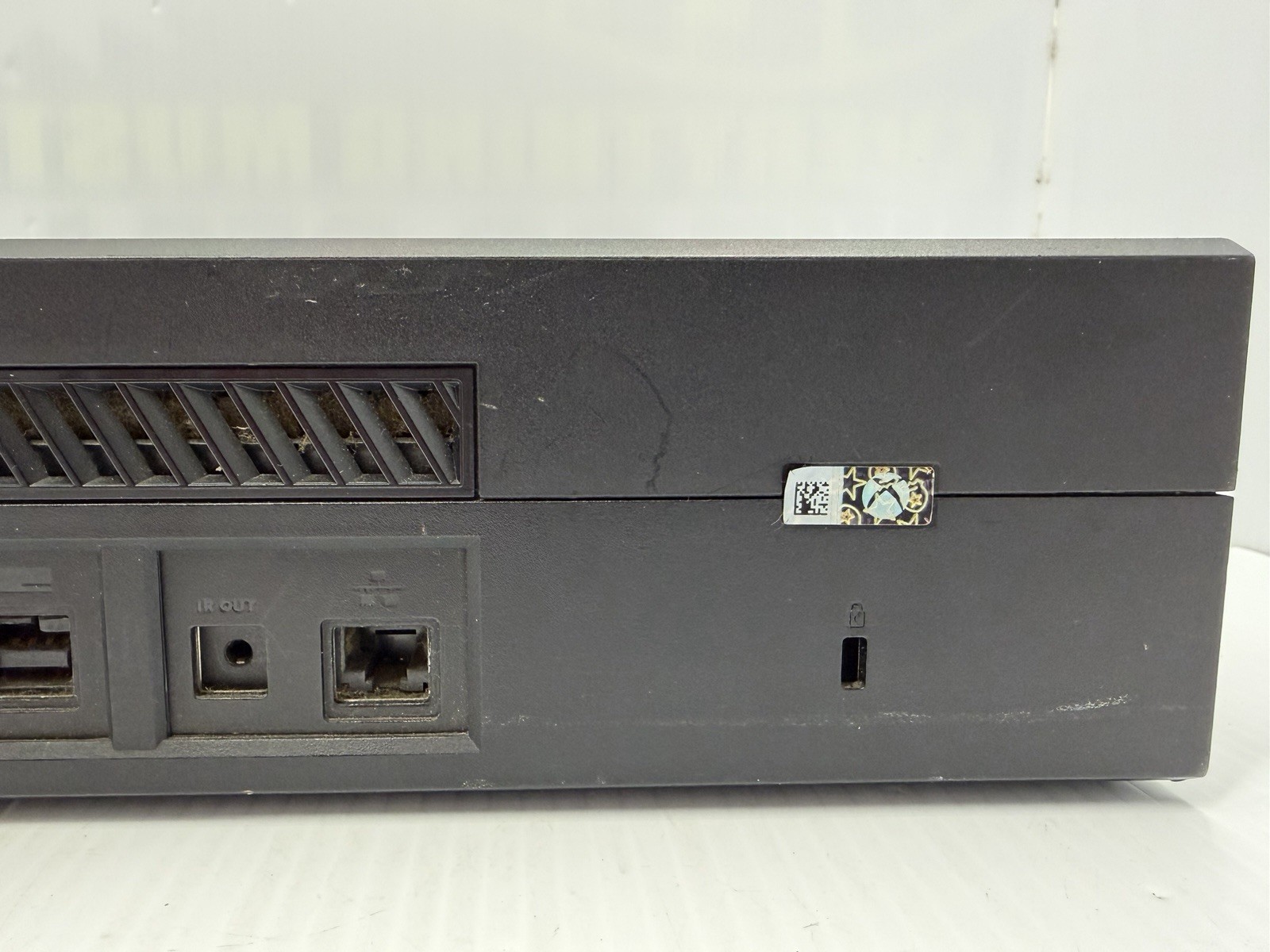 Microsoft Xbox One - Original Home Console 1540 500GB