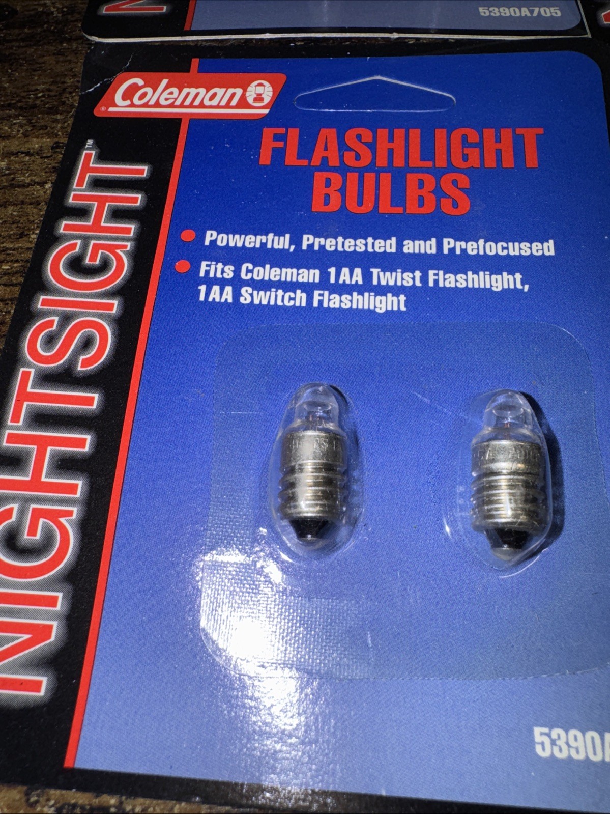 COLEMAN NIGHT SIGHT Replacement Bulbs 1AA TWIST AND SWITCH FLASHLIGHT 4 Pks