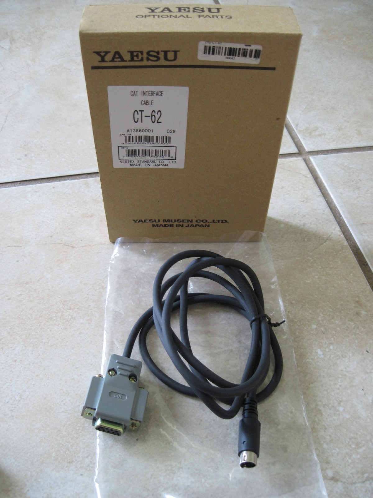Yaesu CT-62 CAT Interface cable in perfect shape in Original box used once