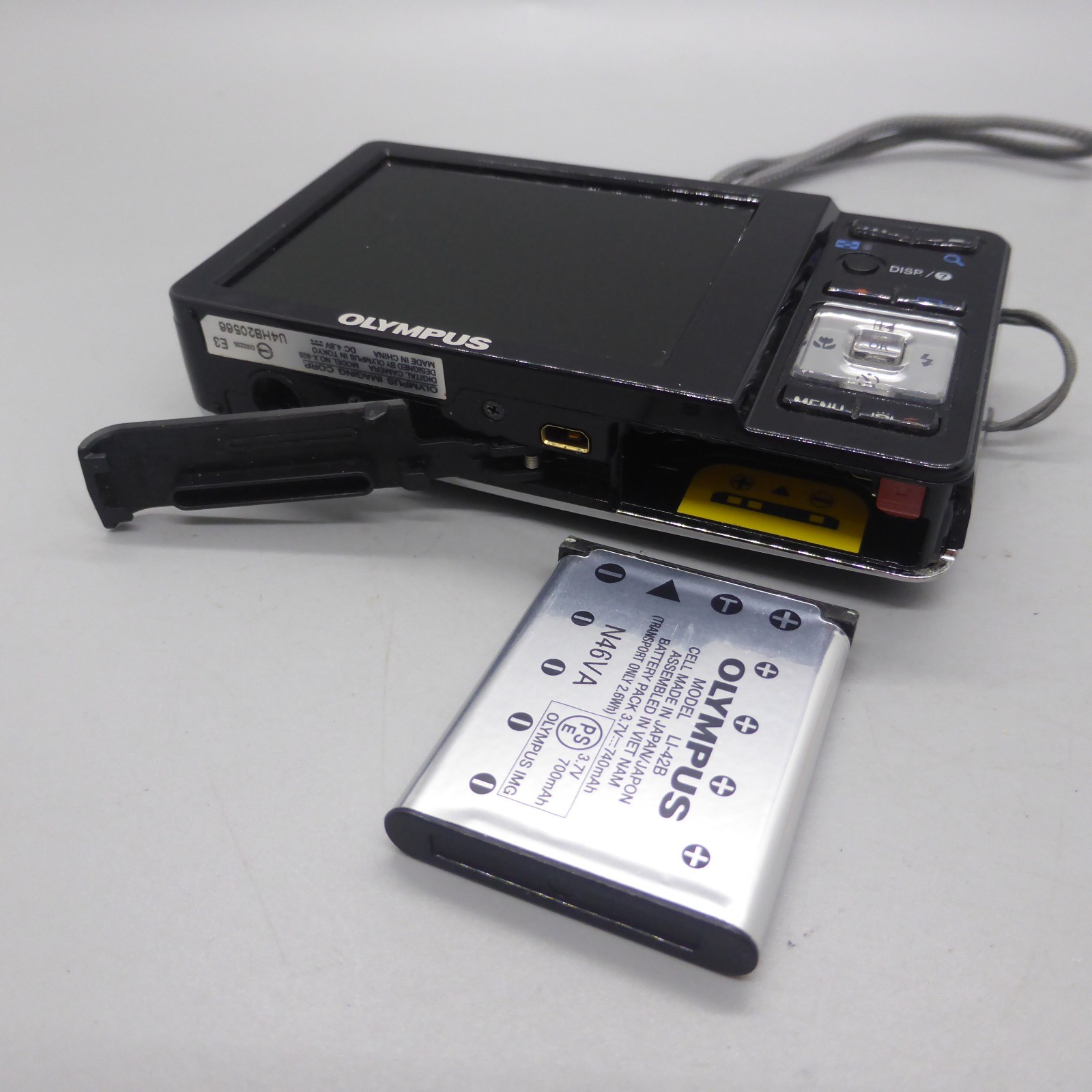 Olympus Digital Camera X-925 12.0MP Black Tested