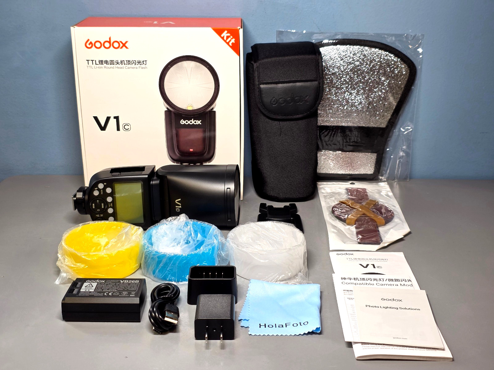 Godox V1 C TTL Li-Ion Round Head Camera Flash for Canon EOS Cameras (E-TTL II)