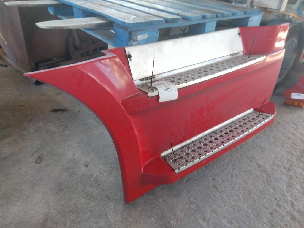 For 2019 FREIGHTLINER CASCADIA 126 SIDE FAIRING Left , MN