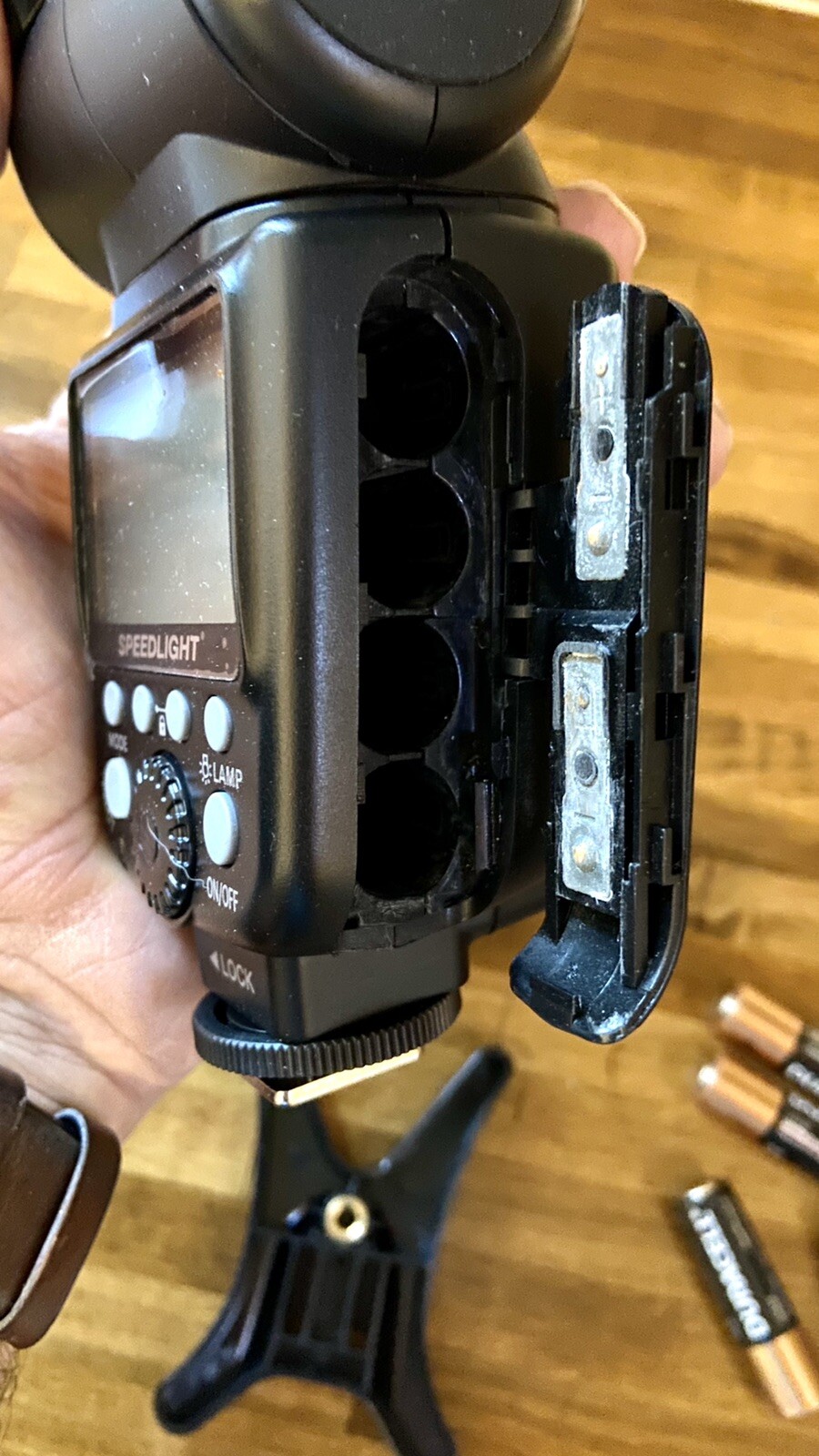 Polaroid Bare Bulb Flash ~ w Bulb, Reflector, stand, case ~ EXCELLENT