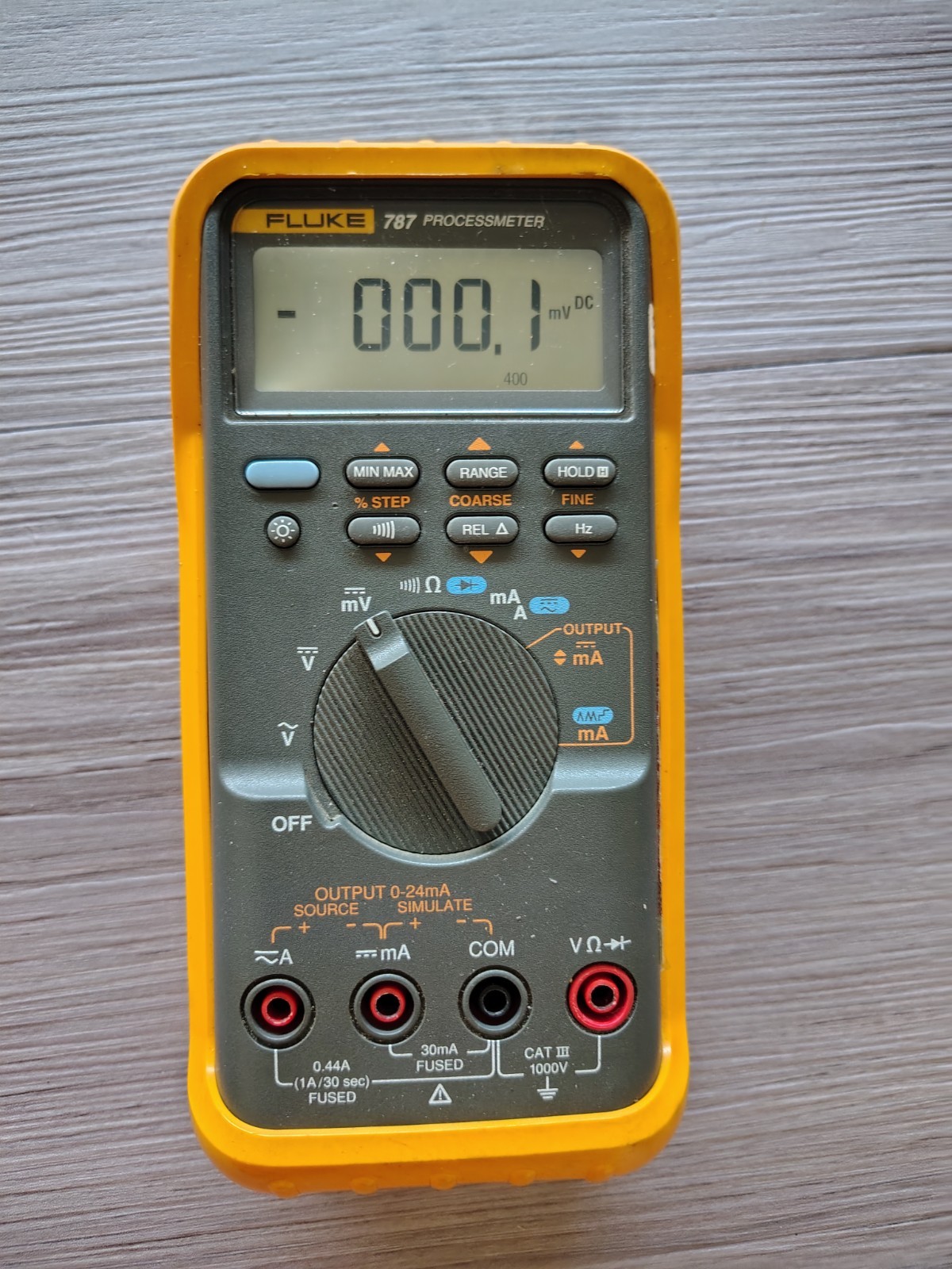 Fluke 787 ProcessMeter Calibrator Meter Multimeter