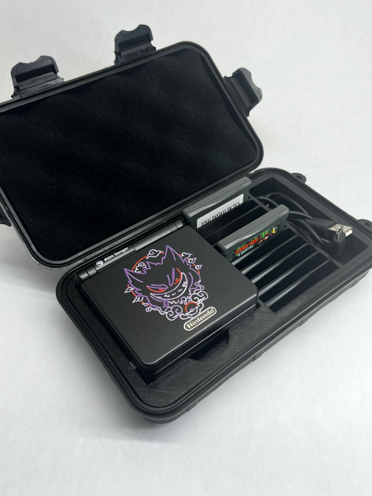 Protective Carrying Case for Gameboy Advance SP | SENAC LLC | Holds 13 Games