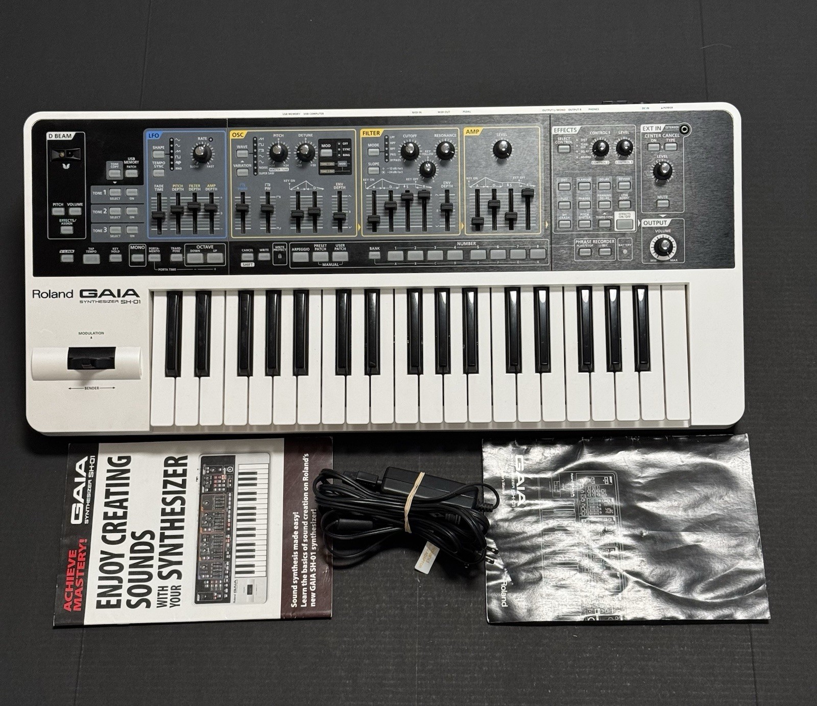 Roland GAIA SH-01 Keyboard Synthesizer 37 Key USB MIDI Arpeggiator Effects Works