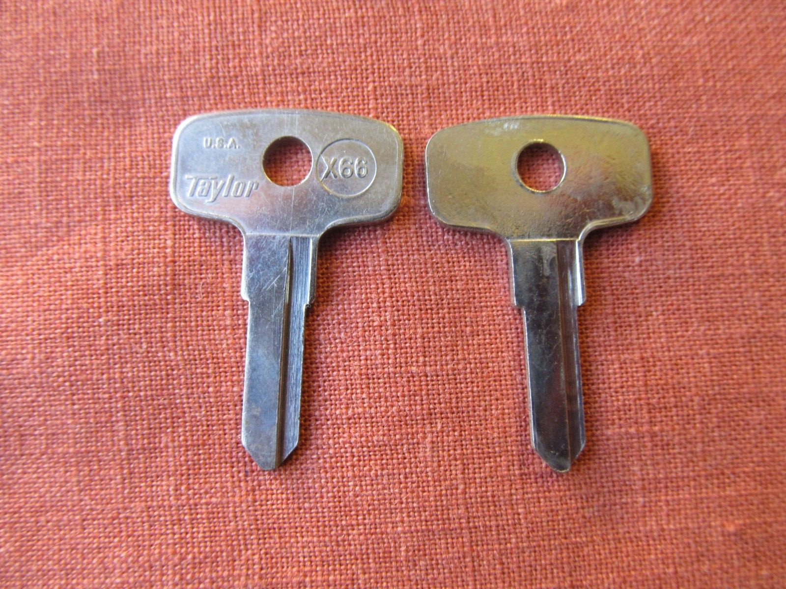 TAYLOR X66 KEY BLANKS, Set of 2  , FOR YAMAHA