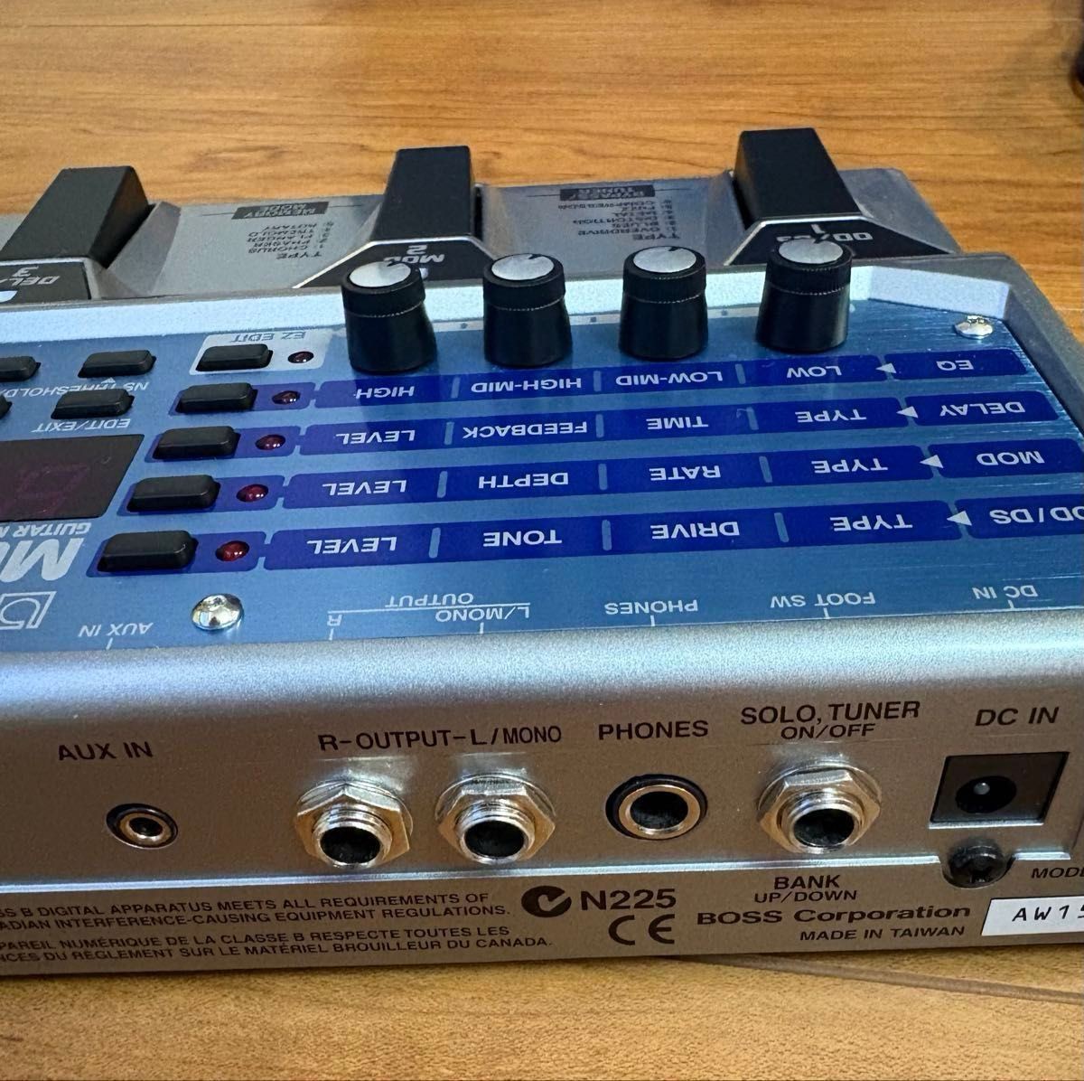 BOSS ME-20 Guitar Multi-Effects Processor Excellent Japan