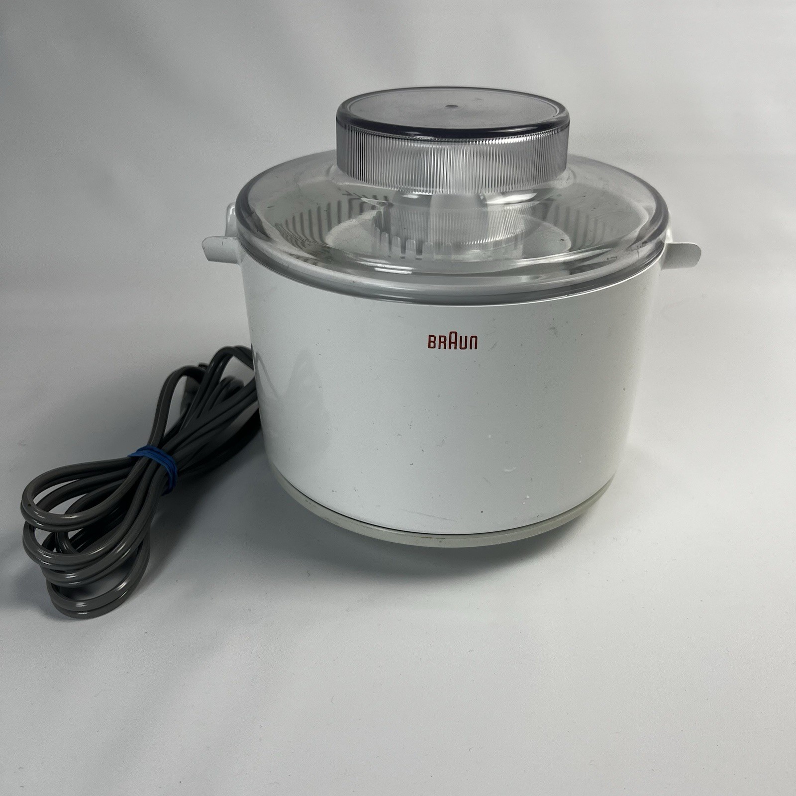 VINTAGE Braun Juicer MODEL MPZ1 1965 GERMANY. R. WEISS.