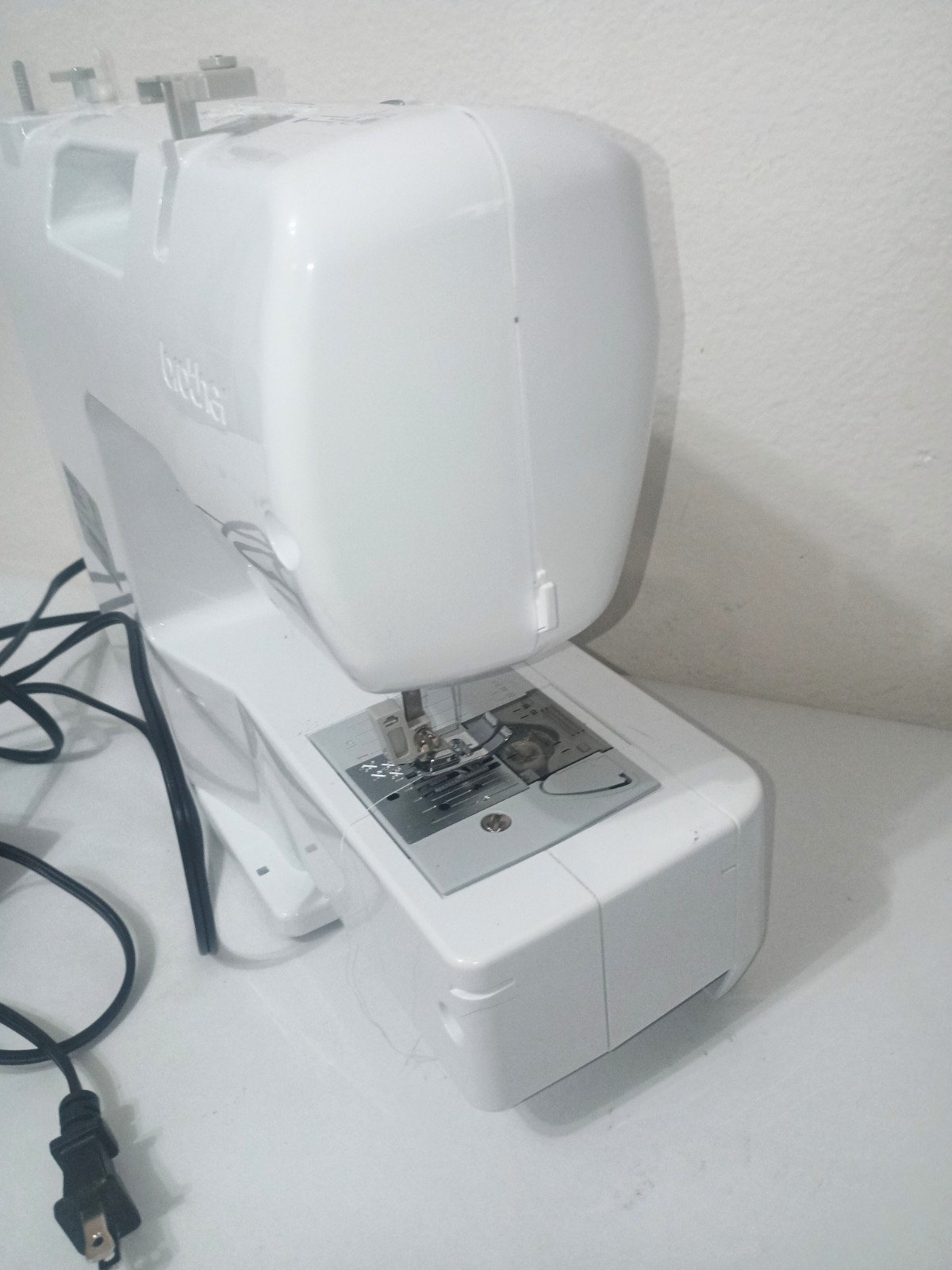 Brother Sewing Machine Model LX3817 Tested And Working