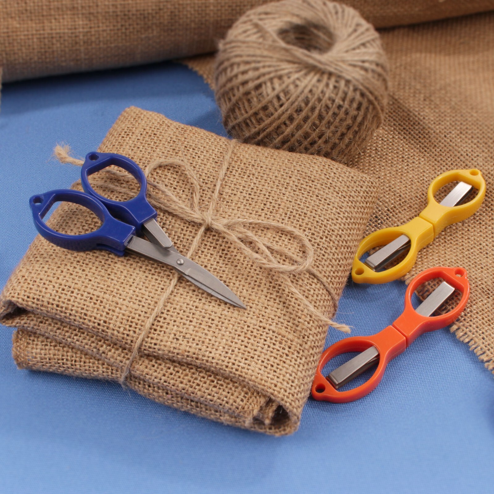 JubileeYarn Compact Folding Scissors Sets