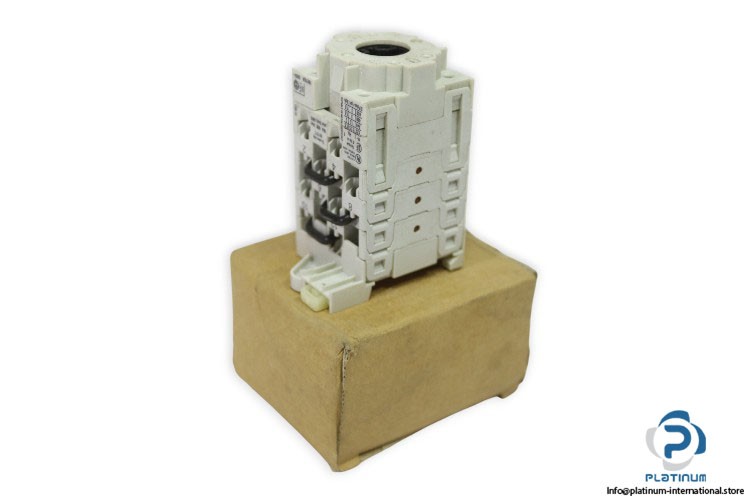 SPRECHER+SCHUH LA2-16-3253 ROTARY CAM SWITCH_14.116.332-53_Changeover (CO)_690 V