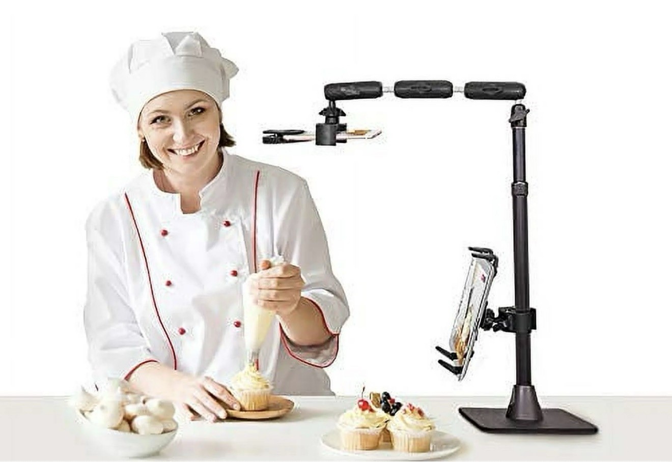 Arkon Remarkable Creators Phone And Tablet Or Camera Stand With Ring Light.