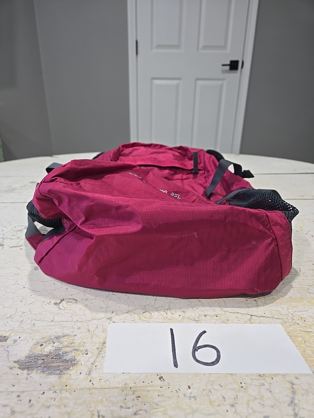 VENTURE PAL Field Operation 35L Maroon