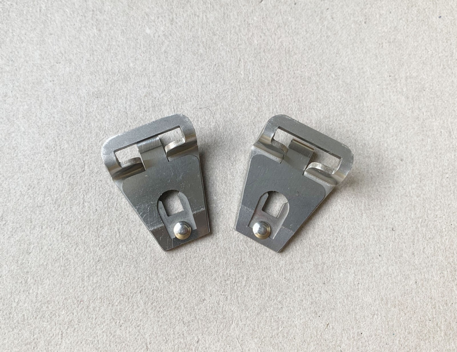 2 Pcs Strap Lugs Clips for Mamiya RB67 RZ67 Fuji GL690 GX680III
