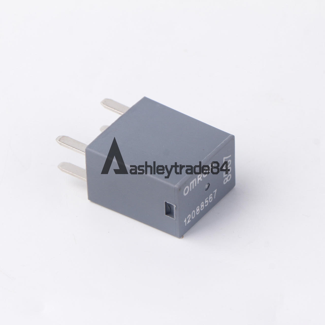 ONE NEW OMRON 12088567 RELAY 4PIN