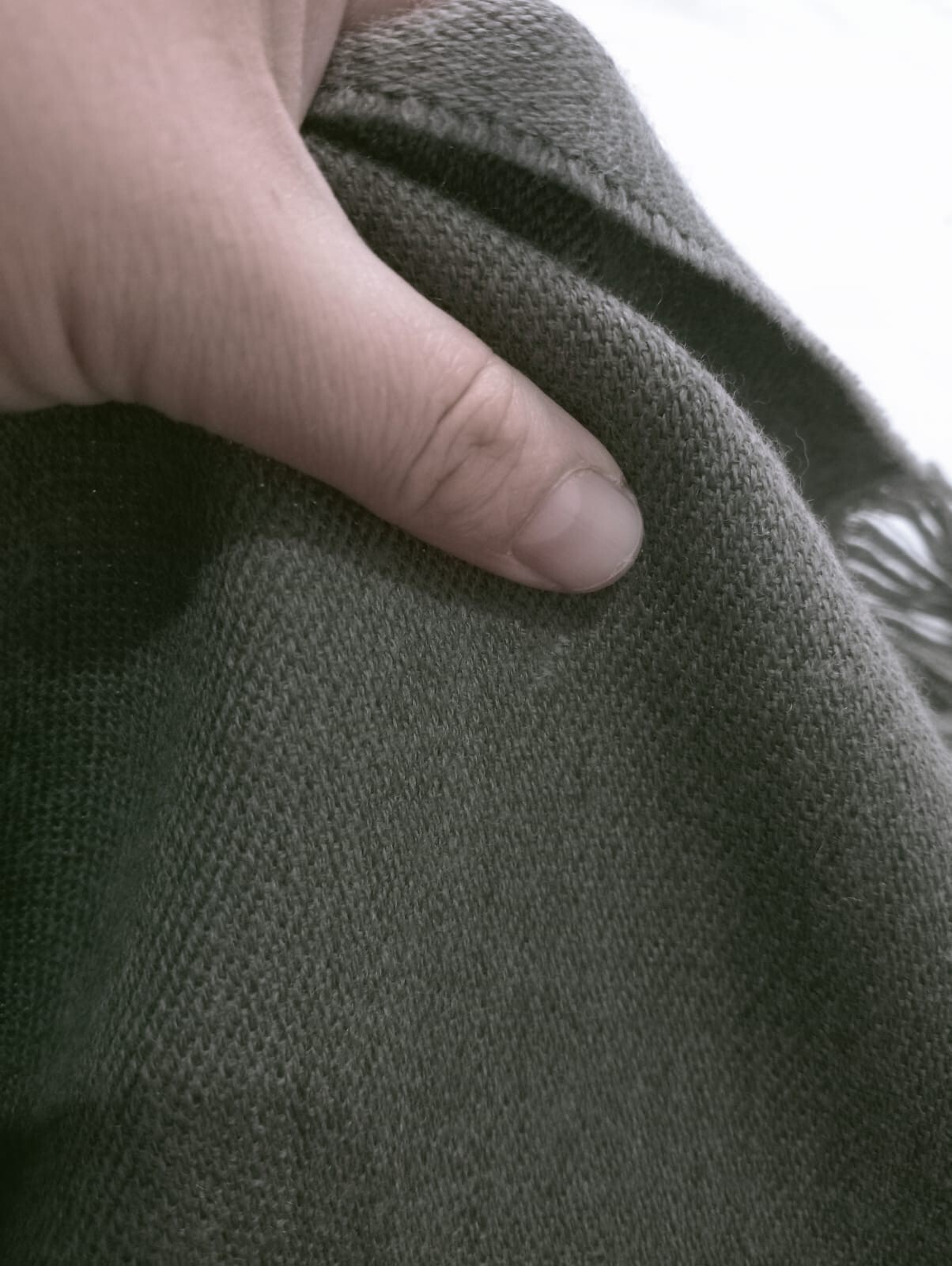 Y# FENDI Wool Men's Scarf, has threads pulled