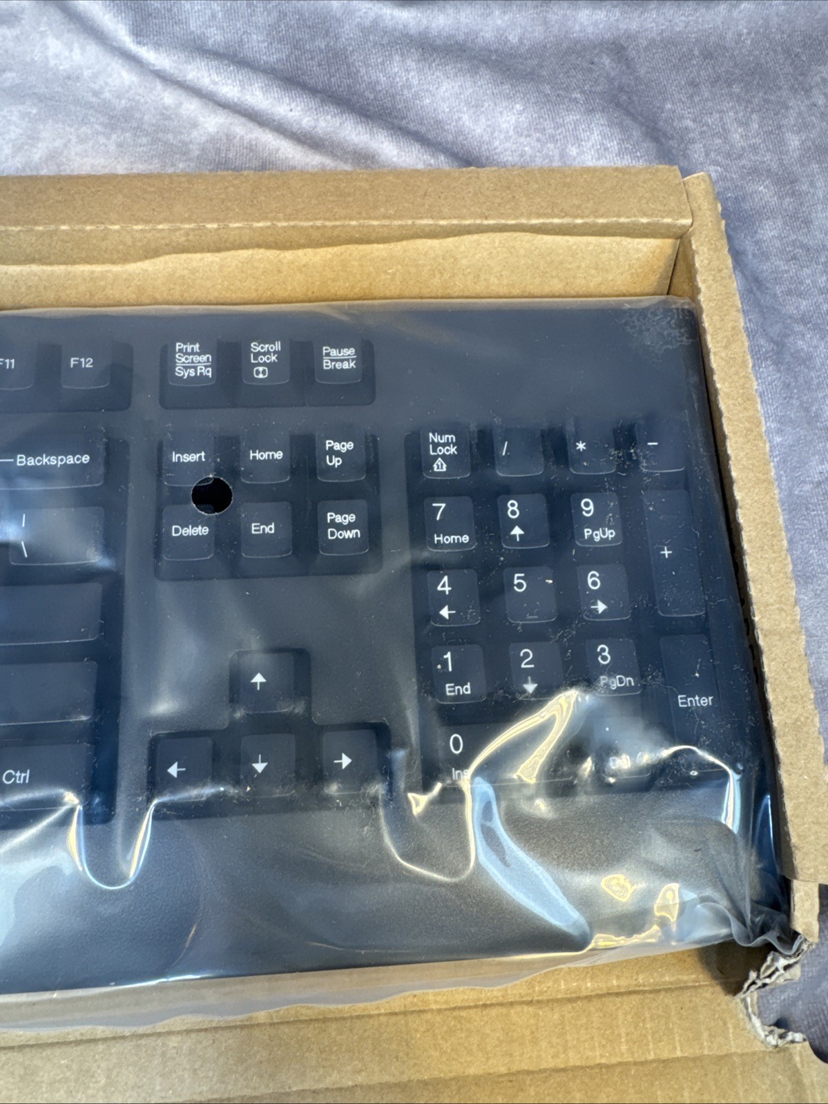 Lenovo USB Traditional Black Keyboard New in Box With New USB Mouse Bundle