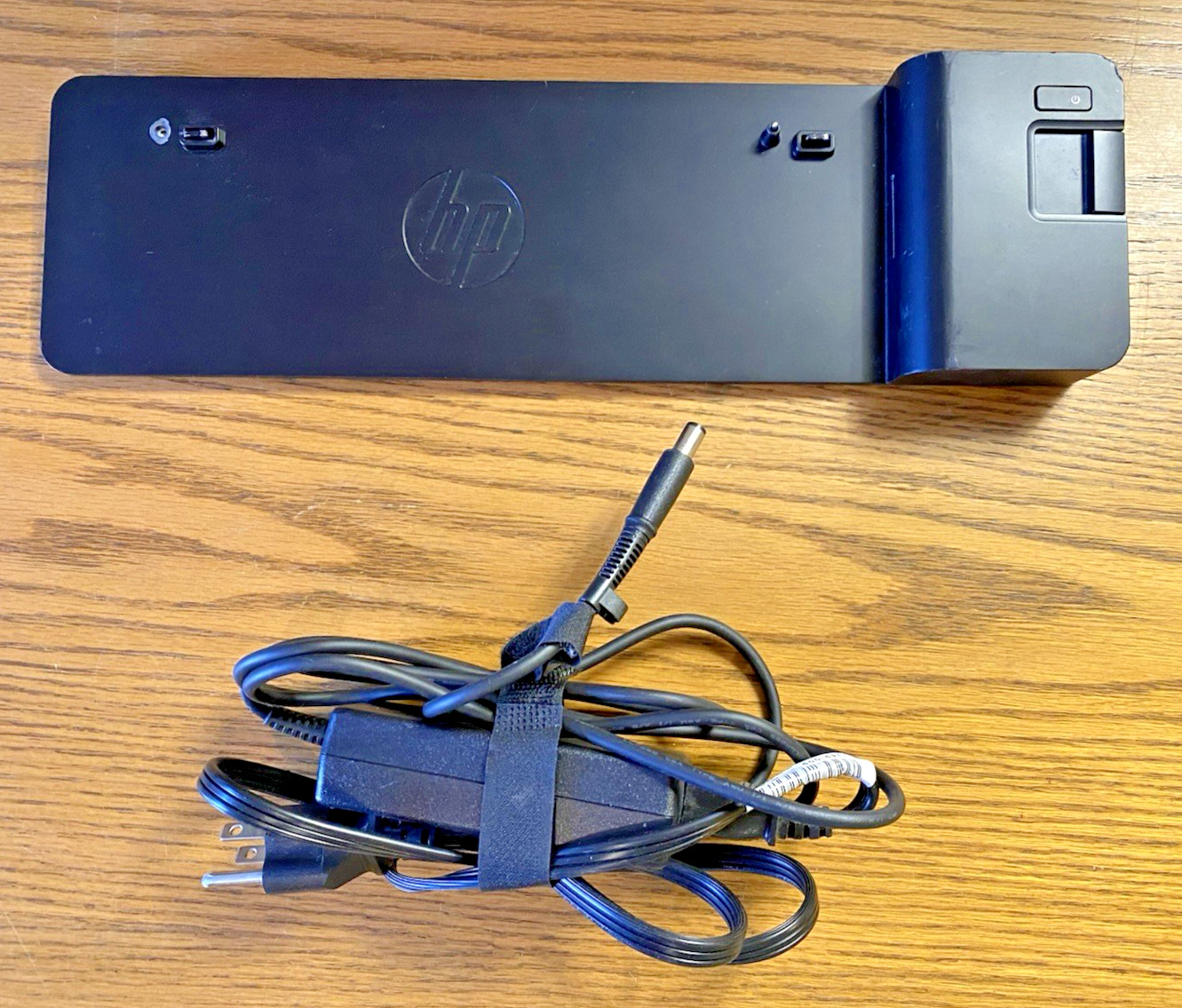 HP Ultra Slim Dock 2013 Docking Station (D9Y32AA#ABA) with 65W Adapter