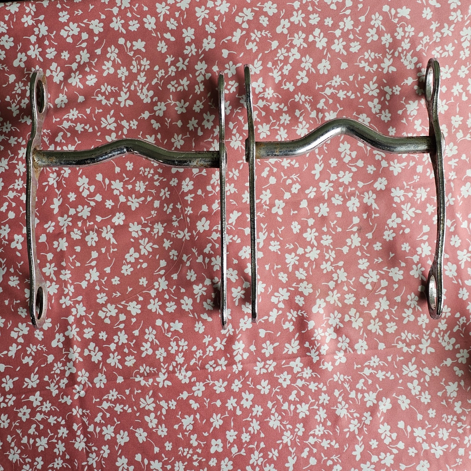 LOT Of 2 - Metal Generic Western Horse Curb Bits Cowboy Decor 2 Sizes